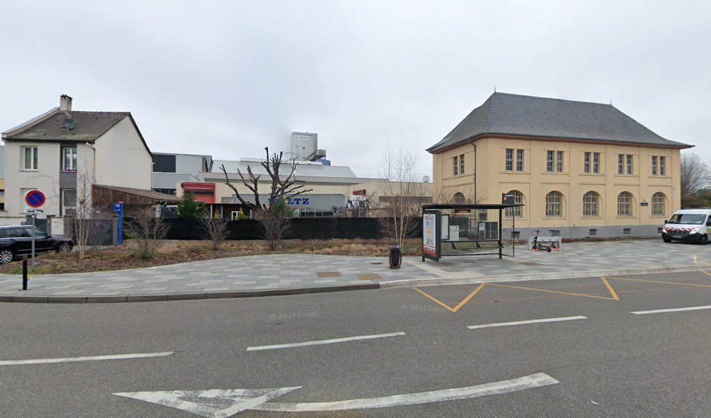 Retrouvez toutes les informations de contacts et horaires d&rsquo;ouverture pour Relais Pickup E LECLERC DRIVE STRASBOURG situé à Strasbourg dans le département Bas-Rhin (67). Pour effectuer envoyer vos colis (colissimo, chronopost, suivi colis), une gestion bancaire (banque postal, French Bank), [&hellip;]