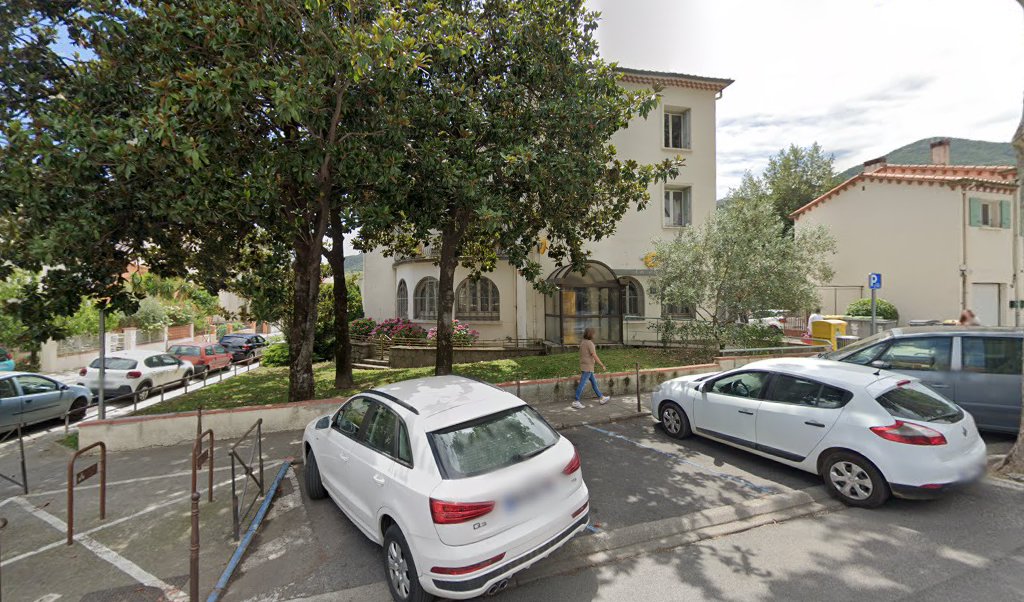 Retrouvez toutes les informations de contacts et horaires d&rsquo;ouverture pour La Poste CERET situé à Ceret dans le département Pyrénées-Orientales (66). Pour effectuer envoyer vos colis (colissimo, chronopost, suivi colis), une gestion bancaire (banque postal, French Bank), votre courrier (suivi [&hellip;]