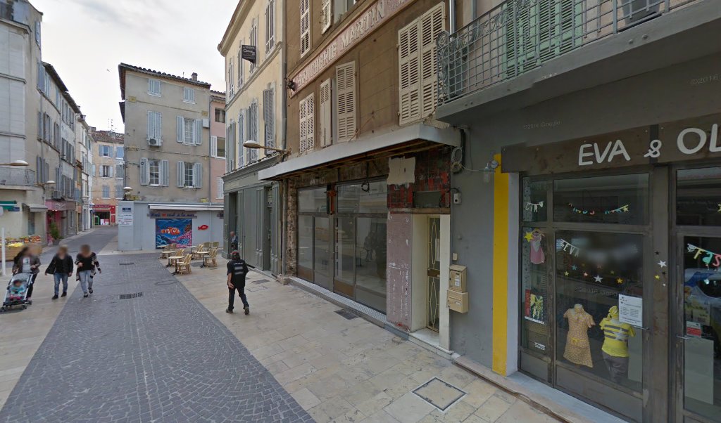 Retrouvez toutes les informations de contacts et horaires d&rsquo;ouverture pour Relais Pickup MISS ECOLO situé à La ciotat dans le département Bouches-du-Rhône (13). Pour effectuer envoyer vos colis (colissimo, chronopost, suivi colis), une gestion bancaire (banque postal, French Bank), votre [&hellip;]