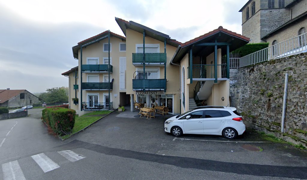Retrouvez toutes les informations de contacts et horaires d&rsquo;ouverture pour La Poste Agence Communale ALLINGES Mairie situé à Allinges dans le département Haute-Savoie (74). Pour effectuer envoyer vos colis (colissimo, chronopost, suivi colis), une gestion bancaire (banque postal, French Bank), [&hellip;]