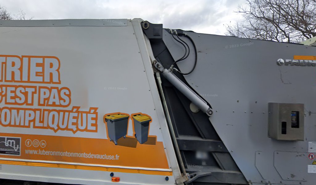 Retrouvez toutes les informations de contacts et horaires d&rsquo;ouverture pour Relais Pickup LA SYMPHONIE DES SENS situé à Robion dans le département Vaucluse (84). Pour effectuer envoyer vos colis (colissimo, chronopost, suivi colis), une gestion bancaire (banque postal, French Bank), [&hellip;]