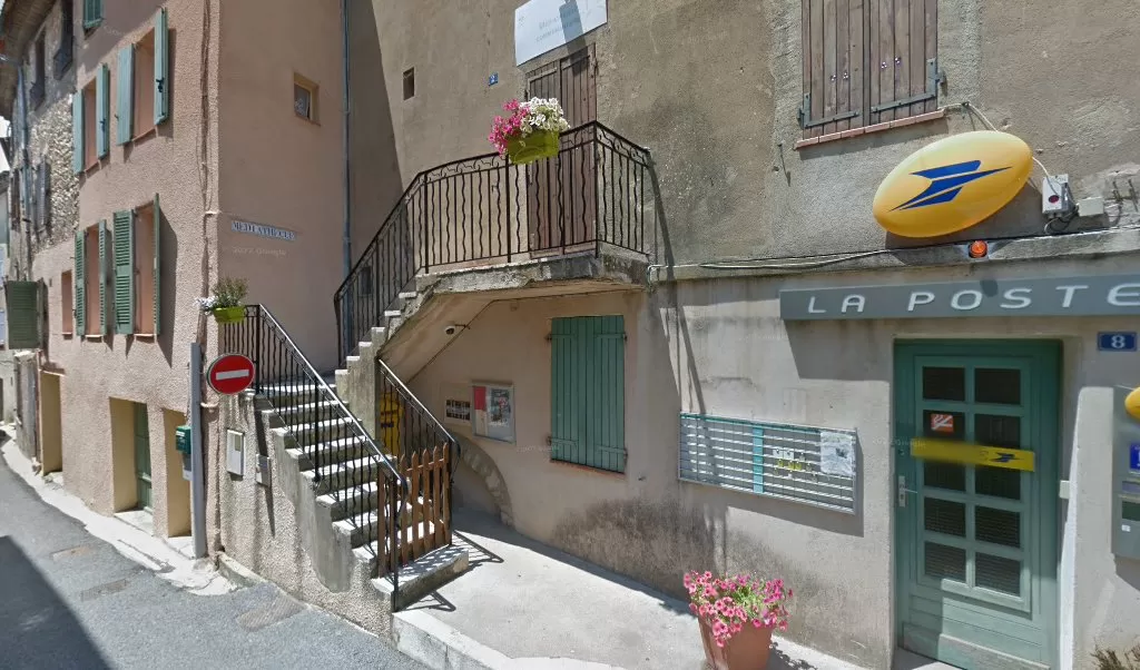Retrouvez toutes les informations de contacts et horaires d&rsquo;ouverture pour La Poste AMPUS situé à Ampus dans le département Var (83). Pour effectuer envoyer vos colis (colissimo, chronopost, suivi colis), une gestion bancaire (banque postal, French Bank), votre courrier (suivi [&hellip;]