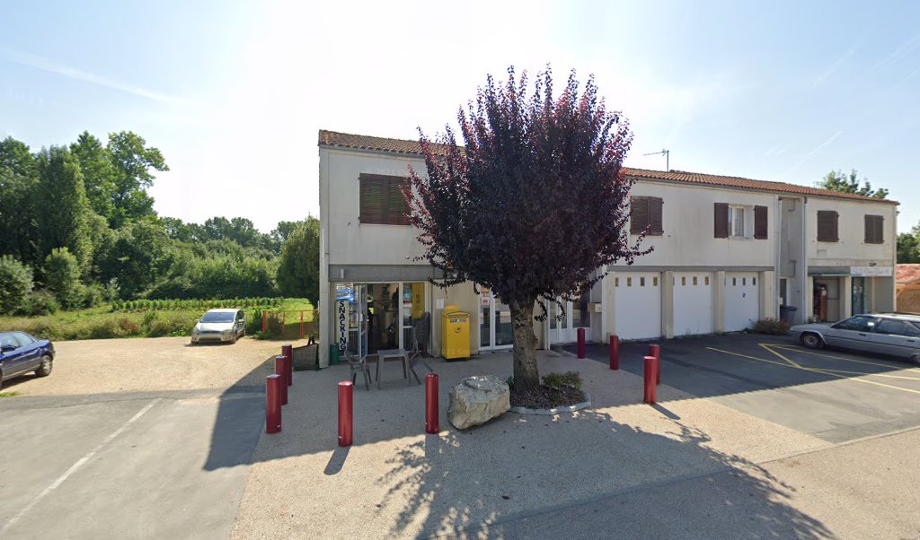 Retrouvez toutes les informations de contacts et horaires d&rsquo;ouverture pour La Poste Relais CHIZE situé à Chize dans le département Deux-Sèvres (79). Pour effectuer envoyer vos colis (colissimo, chronopost, suivi colis), une gestion bancaire (banque postal, French Bank), votre courrier [&hellip;]