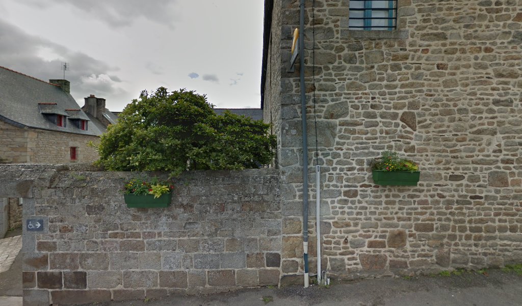 Retrouvez toutes les informations de contacts et horaires d&rsquo;ouverture pour La Poste Agence Communale VAL COUESNON Mairie situé à Val couesnon dans le département Ille-et-Vilaine (35). Pour effectuer envoyer vos colis (colissimo, chronopost, suivi colis), une gestion bancaire (banque postal, [&hellip;]