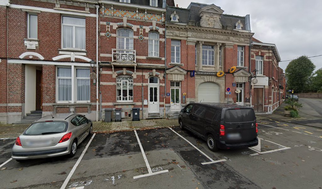 Retrouvez toutes les informations de contacts et horaires d&rsquo;ouverture pour La Poste VILLENEUVE D ASCQ GARE situé à Villeneuve d ascq dans le département Nord (59). Pour effectuer envoyer vos colis (colissimo, chronopost, suivi colis), une gestion bancaire (banque postal, [&hellip;]