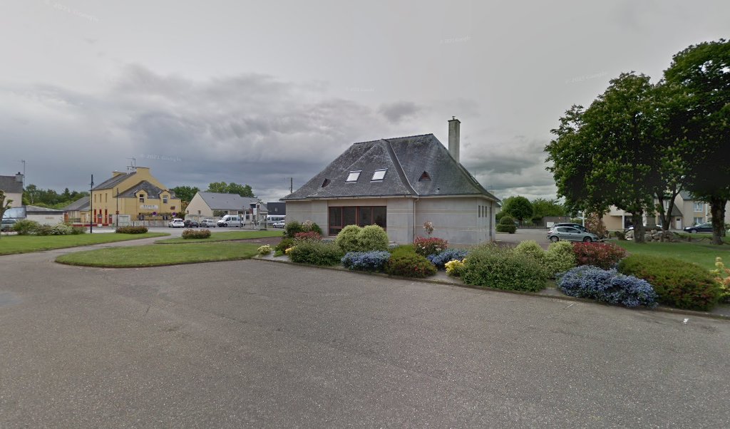 Retrouvez toutes les informations de contacts et horaires d&rsquo;ouverture pour La Poste Agence Communale STE MARIE Mairie situé à Ste marie dans le département Ille-et-Vilaine (35). Pour effectuer envoyer vos colis (colissimo, chronopost, suivi colis), une gestion bancaire (banque postal, [&hellip;]