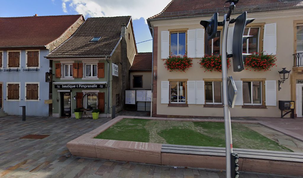 Retrouvez toutes les informations de contacts et horaires d&rsquo;ouverture pour La Poste Agence Communale ISSENHEIM Mairie situé à Issenheim dans le département Haut-Rhin (68). Pour effectuer envoyer vos colis (colissimo, chronopost, suivi colis), une gestion bancaire (banque postal, French Bank), [&hellip;]