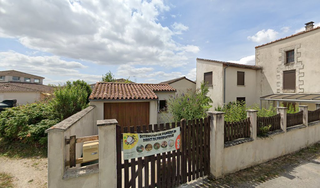 Retrouvez toutes les informations de contacts et horaires d&rsquo;ouverture pour La Poste Agence Communale VARS Mairie situé à Vars dans le département Charente (16). Pour effectuer envoyer vos colis (colissimo, chronopost, suivi colis), une gestion bancaire (banque postal, French Bank), [&hellip;]