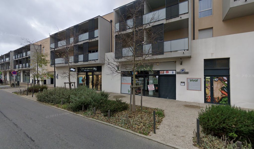 Retrouvez toutes les informations de contacts et horaires d&rsquo;ouverture pour La Poste Relais COLOMBIERS situé à Colombiers dans le département Hérault (34). Pour effectuer envoyer vos colis (colissimo, chronopost, suivi colis), une gestion bancaire (banque postal, French Bank), votre courrier [&hellip;]