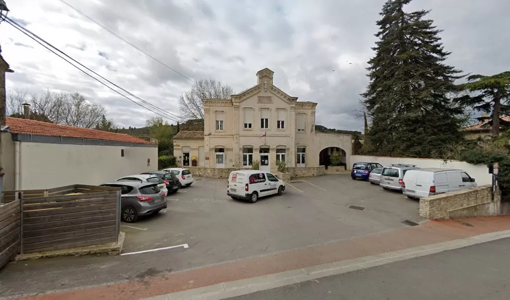 Retrouvez toutes les informations de contacts et horaires d&rsquo;ouverture pour La Poste Agence Communale PREIXAN Mairie situé à Preixan dans le département Aude (11). Pour effectuer envoyer vos colis (colissimo, chronopost, suivi colis), une gestion bancaire (banque postal, French Bank), [&hellip;]
