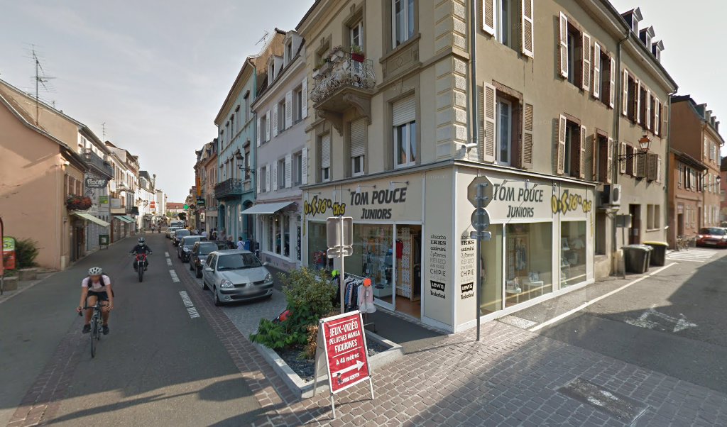 Retrouvez toutes les informations de contacts et horaires d&rsquo;ouverture pour Relais Pickup TOM POUCE JUNIORS situé à Guebwiller dans le département Haut-Rhin (68). Pour effectuer envoyer vos colis (colissimo, chronopost, suivi colis), une gestion bancaire (banque postal, French Bank), votre [&hellip;]