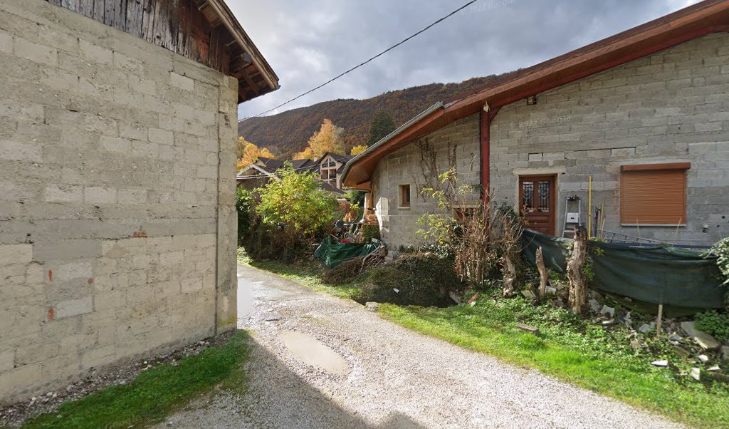 Retrouvez toutes les informations de contacts et horaires d&rsquo;ouverture pour Relais Pickup LA BOUCHONNERIE CAVISTE situé à Sevrier dans le département Haute-Savoie (74). Pour effectuer envoyer vos colis (colissimo, chronopost, suivi colis), une gestion bancaire (banque postal, French Bank), votre [&hellip;]