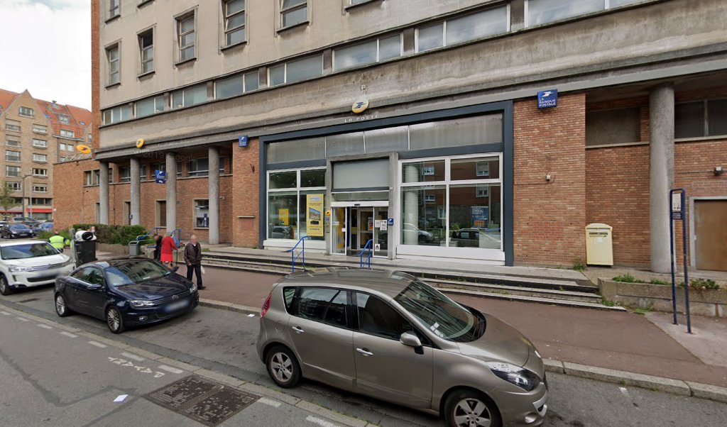 Retrouvez toutes les informations de contacts et horaires d&rsquo;ouverture pour La Poste DUNKERQUE JEAN BART situé à Dunkerque dans le département Nord (59). Pour effectuer envoyer vos colis (colissimo, chronopost, suivi colis), une gestion bancaire (banque postal, French Bank), votre [&hellip;]