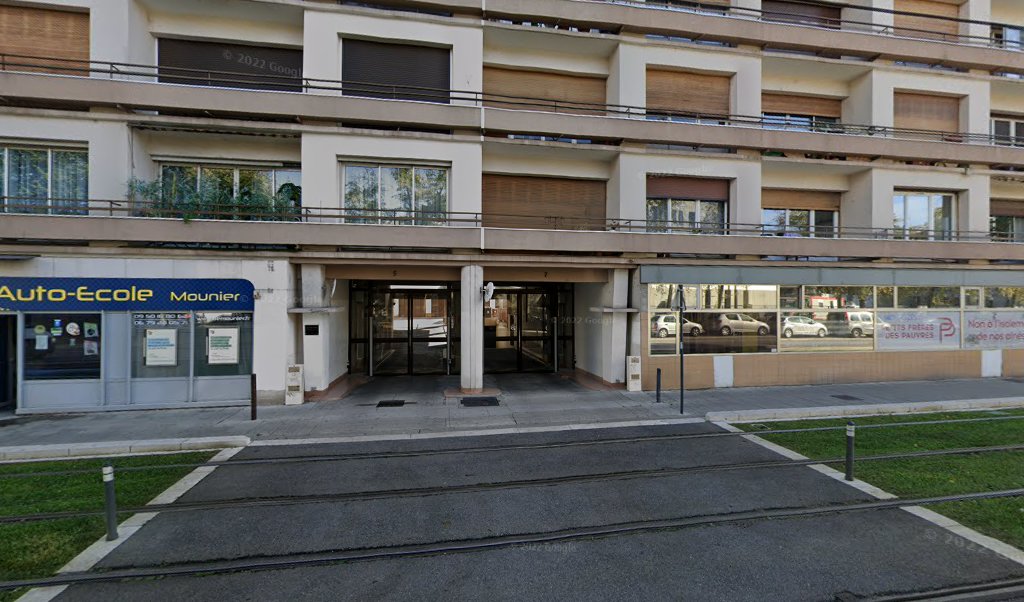 Retrouvez toutes les informations de contacts et horaires d&rsquo;ouverture pour Relais Pickup LE BERTHELOT situé à Grenoble dans le département Isère (38). Pour effectuer envoyer vos colis (colissimo, chronopost, suivi colis), une gestion bancaire (banque postal, French Bank), votre courrier [&hellip;]