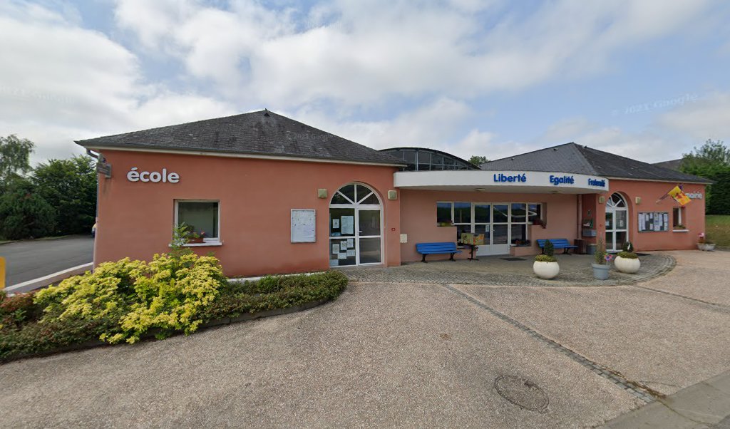 Retrouvez toutes les informations de contacts et horaires d&rsquo;ouverture pour La Poste Agence Communale ESTIALESCQ Mairie situé à Estialescq dans le département Pyrénées Atlantiques (64). Pour effectuer envoyer vos colis (colissimo, chronopost, suivi colis), une gestion bancaire (banque postal, French [&hellip;]