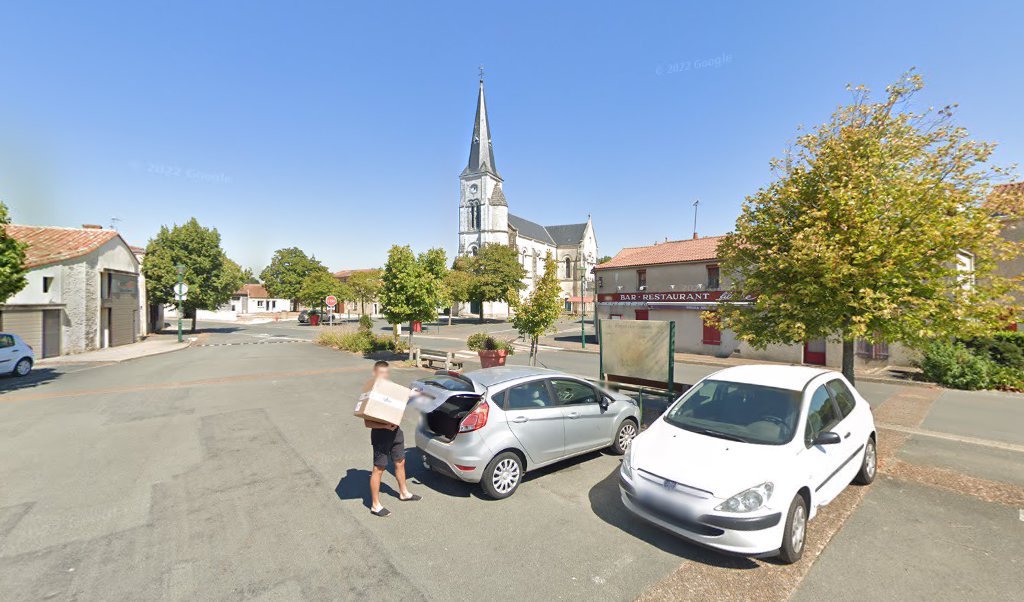 Retrouvez toutes les informations de contacts et horaires d&rsquo;ouverture pour Relais Pickup VIVAL situé à Sainte florence dans le département Vendée (85). Pour effectuer envoyer vos colis (colissimo, chronopost, suivi colis), une gestion bancaire (banque postal, French Bank), votre courrier [&hellip;]