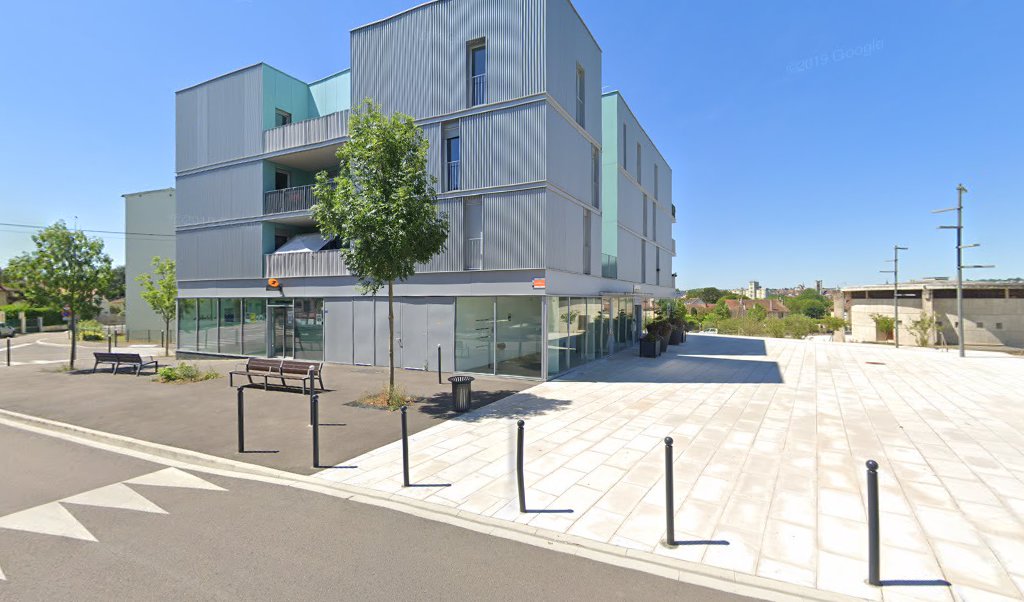 Retrouvez toutes les informations de contacts et horaires d&rsquo;ouverture pour La Poste Agence Communale AUXERRE Mairie situé à Auxerre dans le département Yonne (89). Pour effectuer envoyer vos colis (colissimo, chronopost, suivi colis), une gestion bancaire (banque postal, French Bank), [&hellip;]