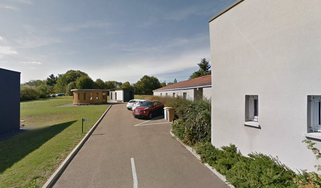 Retrouvez toutes les informations de contacts et horaires d&rsquo;ouverture pour Relais Pickup PISCINES DESJOYAUX situé à Varennes vauzelles dans le département Nièvre (58). Pour effectuer envoyer vos colis (colissimo, chronopost, suivi colis), une gestion bancaire (banque postal, French Bank), votre [&hellip;]