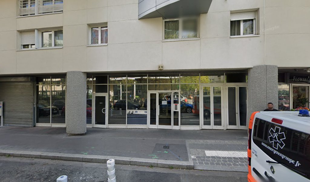 Retrouvez toutes les informations de contacts et horaires d&rsquo;ouverture pour La Poste Agence Communale COURBEVOIE Mairie situé à Courbevoie dans le département Hauts-de-Seine (92). Pour effectuer envoyer vos colis (colissimo, chronopost, suivi colis), une gestion bancaire (banque postal, French Bank), [&hellip;]
