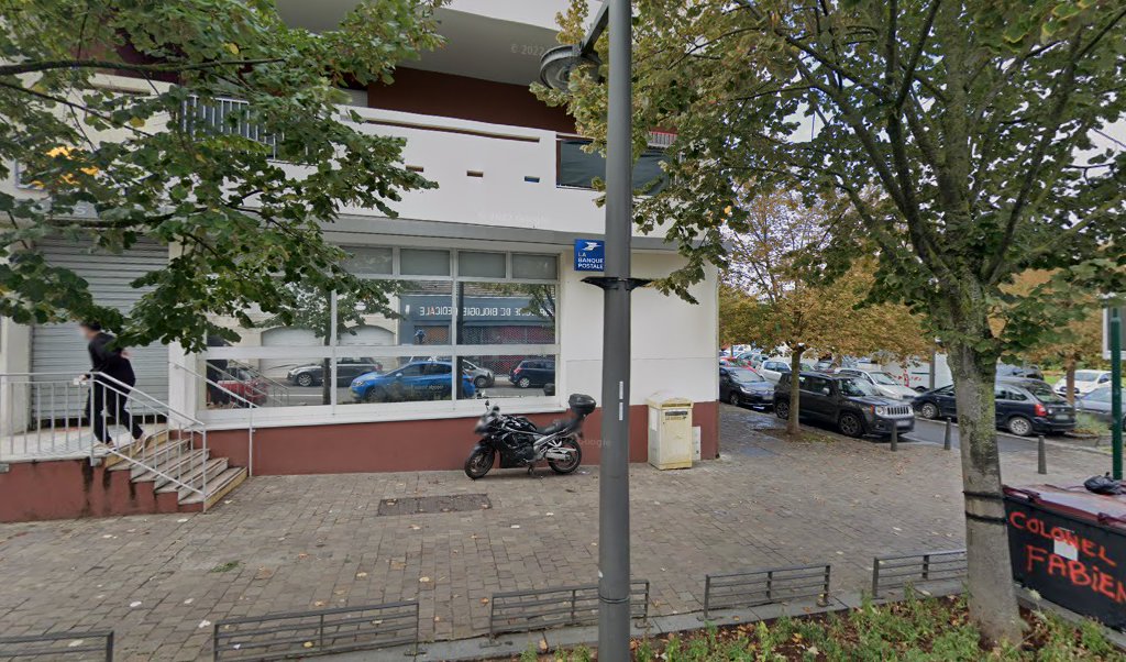 Retrouvez toutes les informations de contacts et horaires d&rsquo;ouverture pour La Poste VALENTON situé à Valenton dans le département Val-de-Marne (94). Pour effectuer envoyer vos colis (colissimo, chronopost, suivi colis), une gestion bancaire (banque postal, French Bank), votre courrier (suivi [&hellip;]