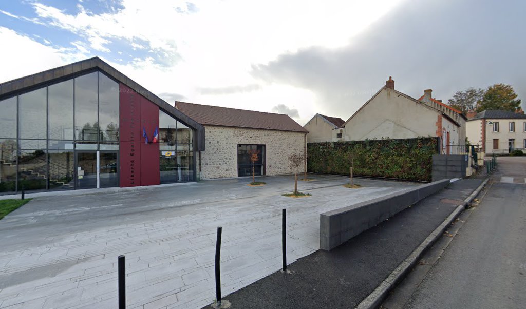 Retrouvez toutes les informations de contacts et horaires d&rsquo;ouverture pour La Poste Agence Communale PREMILHAT Mairie situé à Premilhat dans le département Allier (03). Pour effectuer envoyer vos colis (colissimo, chronopost, suivi colis), une gestion bancaire (banque postal, French Bank), [&hellip;]