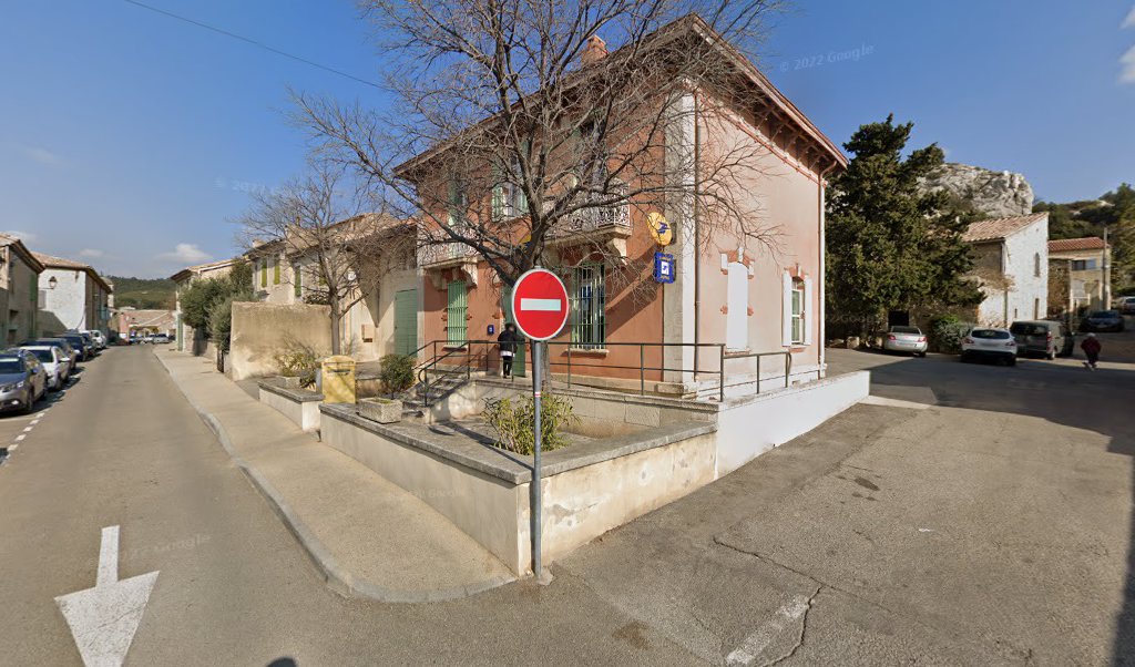Retrouvez toutes les informations de contacts et horaires d&rsquo;ouverture pour La Poste AUREILLE situé à Aureille dans le département Bouches-du-Rhône (13). Pour effectuer envoyer vos colis (colissimo, chronopost, suivi colis), une gestion bancaire (banque postal, French Bank), votre courrier (suivi [&hellip;]