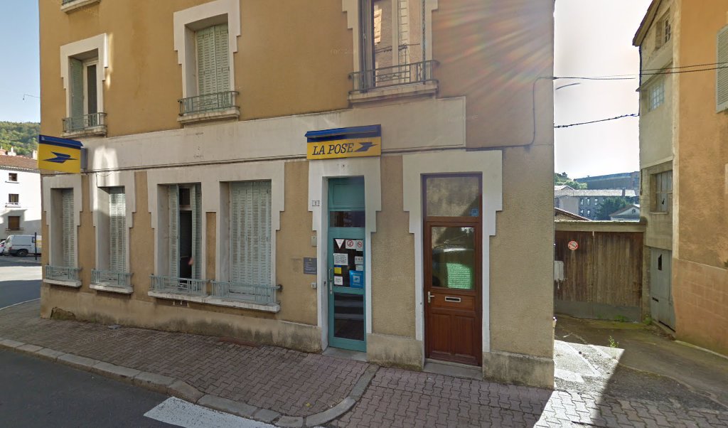 Retrouvez toutes les informations de contacts et horaires d&rsquo;ouverture pour La Poste SAINT JULIEN MOLIN MOLETTE situé à St julien molin molette dans le département Loire (42). Pour effectuer envoyer vos colis (colissimo, chronopost, suivi colis), une gestion bancaire (banque [&hellip;]