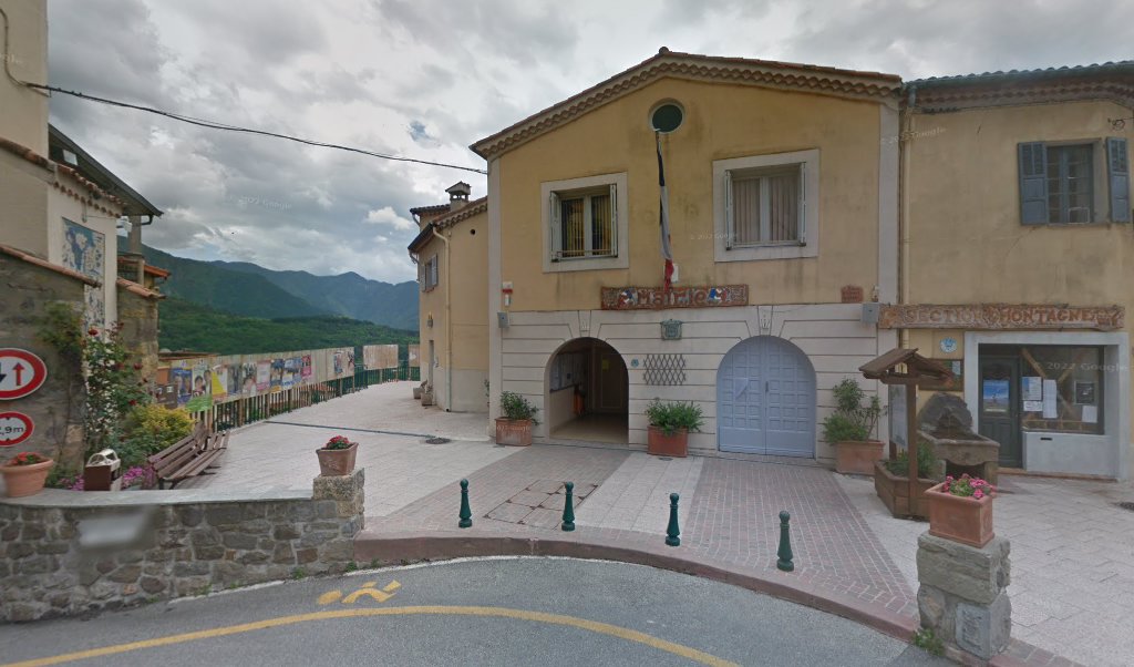 Retrouvez toutes les informations de contacts et horaires d&rsquo;ouverture pour La Poste Agence Communale BELVEDERE Mairie situé à Belvedere dans le département Alpes-Maritimes (06). Pour effectuer envoyer vos colis (colissimo, chronopost, suivi colis), une gestion bancaire (banque postal, French Bank), [&hellip;]