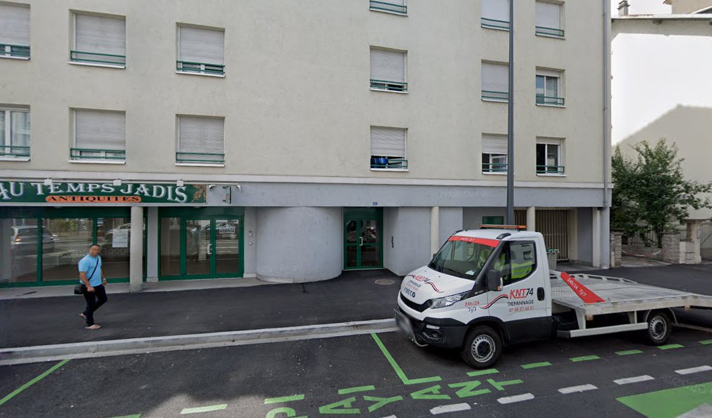 Retrouvez toutes les informations de contacts et horaires d&rsquo;ouverture pour La Poste Relais ANNEMASSE GIFFRE situé à Annemasse dans le département Haute-Savoie (74). Pour effectuer envoyer vos colis (colissimo, chronopost, suivi colis), une gestion bancaire (banque postal, French Bank), votre [&hellip;]