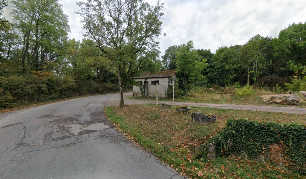 Retrouvez toutes les informations de contacts et horaires d&rsquo;ouverture pour La Poste Espace Clients Pro LANGRES PDC1 situé à Langres dans le département Haute-Marne (52). Pour effectuer envoyer vos colis (colissimo, chronopost, suivi colis), une gestion bancaire (banque postal, French [&hellip;]