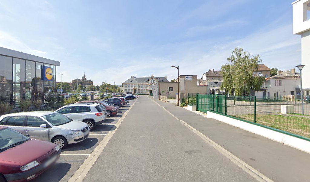 Retrouvez toutes les informations de contacts et horaires d&rsquo;ouverture pour La Poste Espace Clients Pro THIONVILLE PPDC situé à Thionville dans le département Moselle (57). Pour effectuer envoyer vos colis (colissimo, chronopost, suivi colis), une gestion bancaire (banque postal, French [&hellip;]