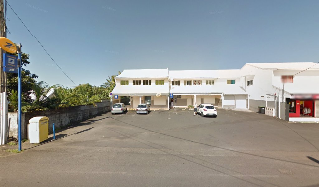 Retrouvez toutes les informations de contacts et horaires d&rsquo;ouverture pour La Poste SAINT PHILIPPE situé à St philippe dans le département La Réunion (97). Pour effectuer envoyer vos colis (colissimo, chronopost, suivi colis), une gestion bancaire (banque postal, French Bank), [&hellip;]
