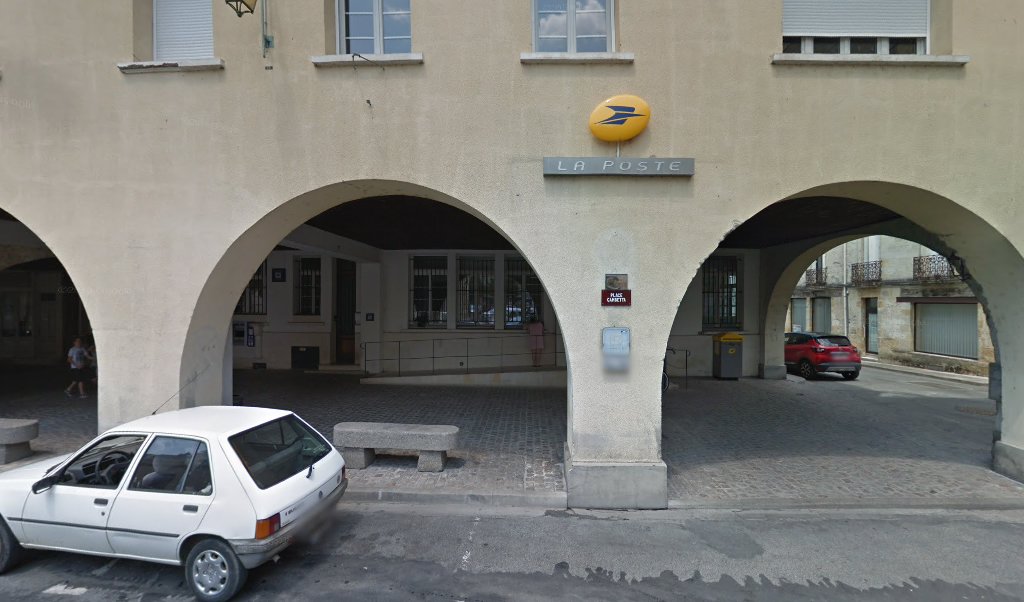 Retrouvez toutes les informations de contacts et horaires d&rsquo;ouverture pour La Poste SAINTE FOY LA GRANDE situé à Ste foy la grande dans le département Gironde (33). Pour effectuer envoyer vos colis (colissimo, chronopost, suivi colis), une gestion bancaire (banque [&hellip;]