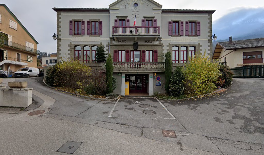 Retrouvez toutes les informations de contacts et horaires d&rsquo;ouverture pour La Poste Agence Communale MACHILLY Mairie situé à Machilly dans le département Haute-Savoie (74). Pour effectuer envoyer vos colis (colissimo, chronopost, suivi colis), une gestion bancaire (banque postal, French Bank), [&hellip;]