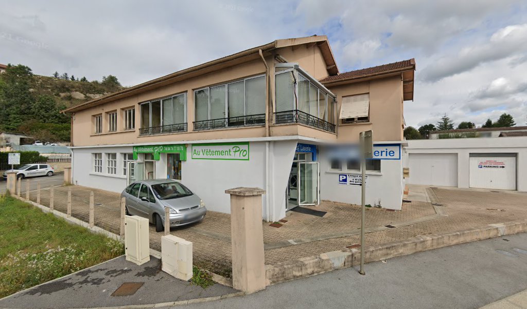 Retrouvez toutes les informations de contacts et horaires d&rsquo;ouverture pour Relais Pickup AU VETEMENT PRO situé à Oyonnax dans le département Ain (01). Pour effectuer envoyer vos colis (colissimo, chronopost, suivi colis), une gestion bancaire (banque postal, French Bank), votre [&hellip;]