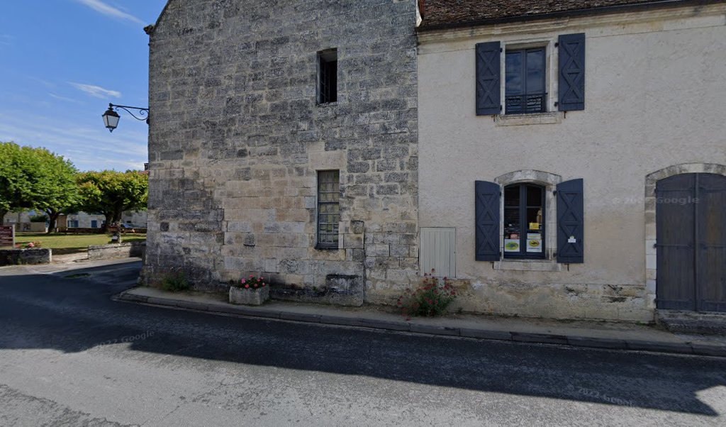 Retrouvez toutes les informations de contacts et horaires d&rsquo;ouverture pour La Poste Agence Communale LA TOUR BLANCHE Mairie situé à La tour blanche dans le département Dordogne (24). Pour effectuer envoyer vos colis (colissimo, chronopost, suivi colis), une gestion bancaire [&hellip;]