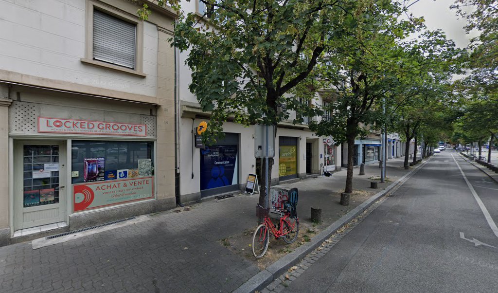 Retrouvez toutes les informations de contacts et horaires d&rsquo;ouverture pour La Poste Espace Clients Pro STRASBOURG COTE PRO LES HALLES PSE situé à Strasbourg dans le département Bas-Rhin (67). Pour effectuer envoyer vos colis (colissimo, chronopost, suivi colis), une gestion [&hellip;]