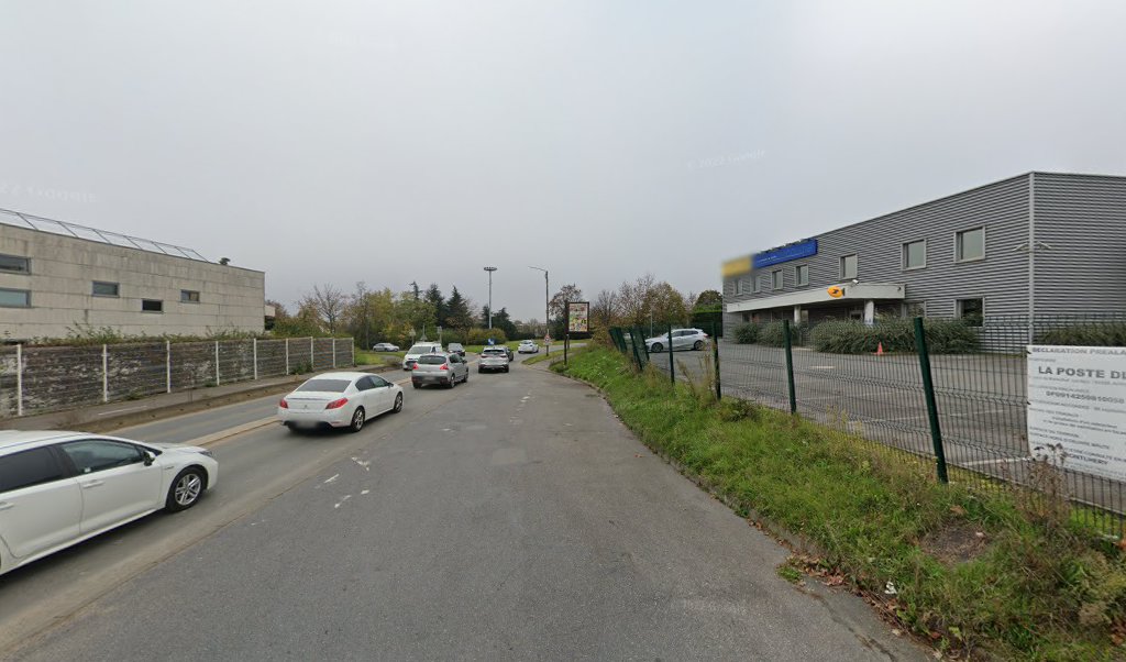 Retrouvez toutes les informations de contacts et horaires d&rsquo;ouverture pour La Poste Espace Clients Pro MONTLHERY PDC1 situé à Montlhery dans le département Essonne (91). Pour effectuer envoyer vos colis (colissimo, chronopost, suivi colis), une gestion bancaire (banque postal, French [&hellip;]