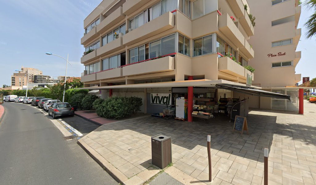 Retrouvez toutes les informations de contacts et horaires d&rsquo;ouverture pour La Poste Relais CANET EN ROUSSILLON LPR VIVAL situé à Canet en roussillon dans le département Pyrénées-Orientales (66). Pour effectuer envoyer vos colis (colissimo, chronopost, suivi colis), une gestion bancaire [&hellip;]