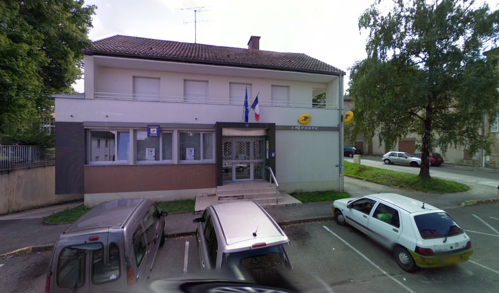 Retrouvez toutes les informations de contacts et horaires d&rsquo;ouverture pour La Poste Agence Communale ST AMOUR MAIRIE situé à St amour dans le département Jura (39). Pour effectuer envoyer vos colis (colissimo, chronopost, suivi colis), une gestion bancaire (banque postal, [&hellip;]