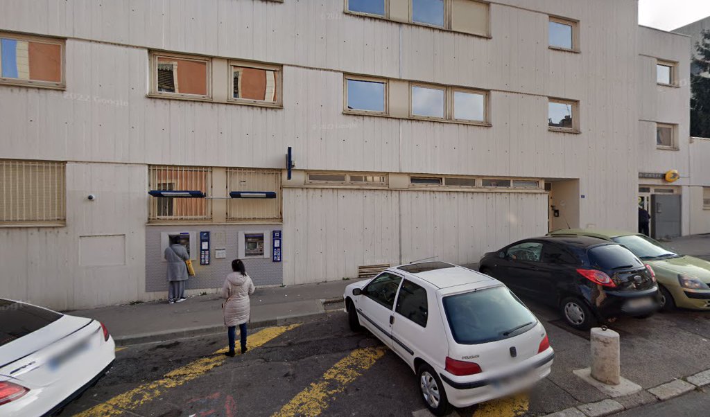 Retrouvez toutes les informations de contacts et horaires d&rsquo;ouverture pour La Poste OULLINS situé à Oullins dans le département Rhône (69). Pour effectuer envoyer vos colis (colissimo, chronopost, suivi colis), une gestion bancaire (banque postal, French Bank), votre courrier (suivi [&hellip;]