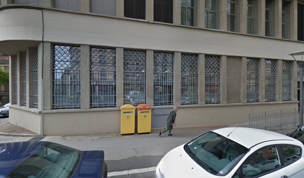 Retrouvez toutes les informations de contacts et horaires d&rsquo;ouverture pour La Poste LE PUY EN VELAY LES CARMES situé à Le puy en velay dans le département Haute-Loire (43). Pour effectuer envoyer vos colis (colissimo, chronopost, suivi colis), une gestion [&hellip;]