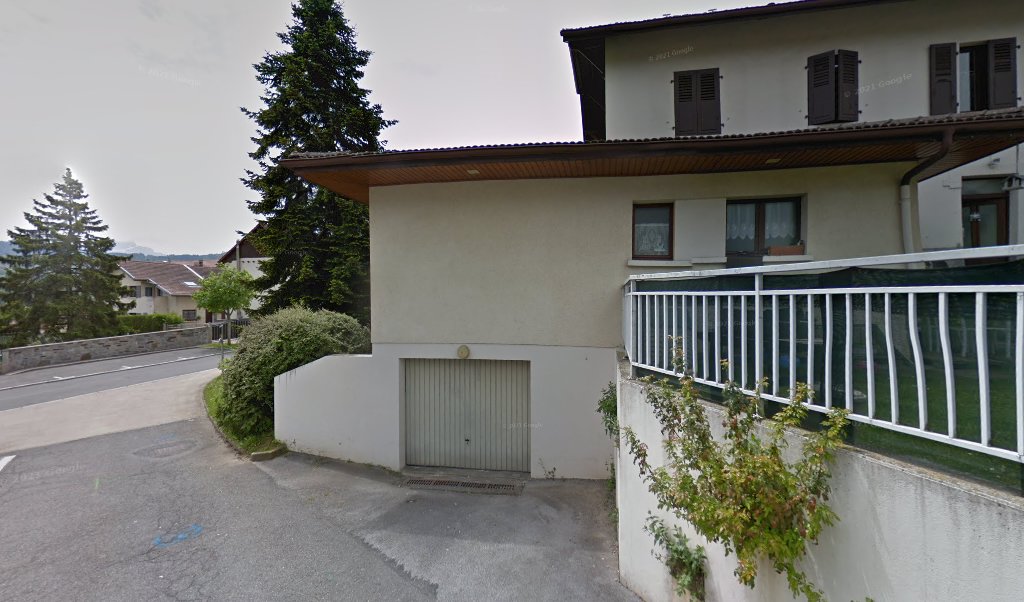 Retrouvez toutes les informations de contacts et horaires d&rsquo;ouverture pour La Poste Agence Communale PEILLONNEX Mairie situé à Peillonnex dans le département Haute-Savoie (74). Pour effectuer envoyer vos colis (colissimo, chronopost, suivi colis), une gestion bancaire (banque postal, French Bank), [&hellip;]