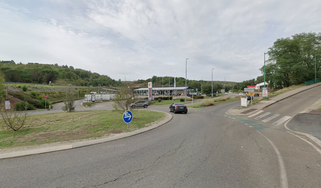 Retrouvez toutes les informations de contacts et horaires d&rsquo;ouverture pour Relais Pickup E LECLERC PRADINES situé à Pradines dans le département Lot (46). Pour effectuer envoyer vos colis (colissimo, chronopost, suivi colis), une gestion bancaire (banque postal, French Bank), votre [&hellip;]