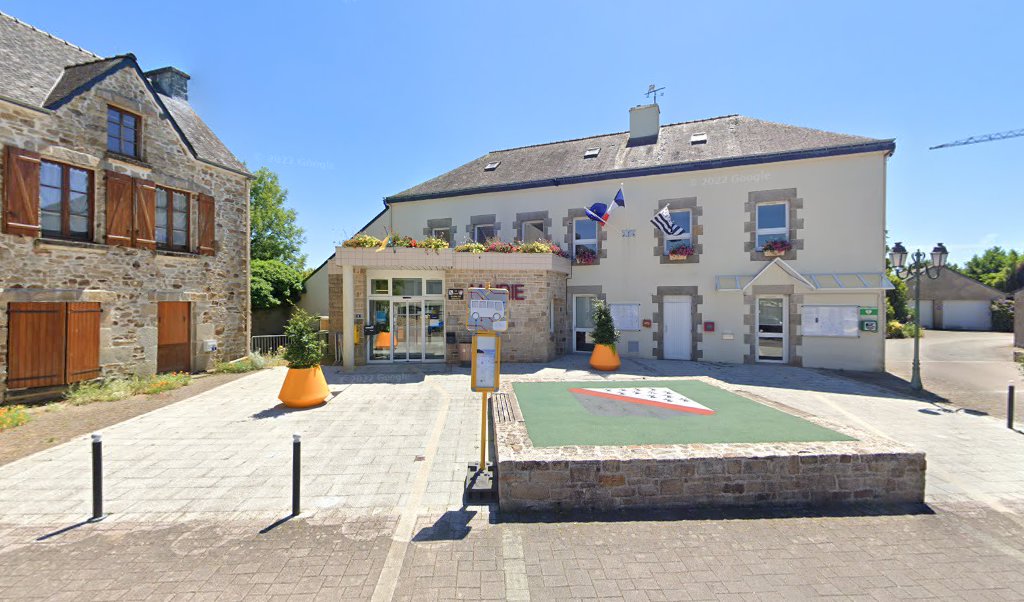 Retrouvez toutes les informations de contacts et horaires d&rsquo;ouverture pour La Poste Agence Communale PLUMERGAT Mairie situé à Plumergat dans le département Morbihan (56). Pour effectuer envoyer vos colis (colissimo, chronopost, suivi colis), une gestion bancaire (banque postal, French Bank), [&hellip;]