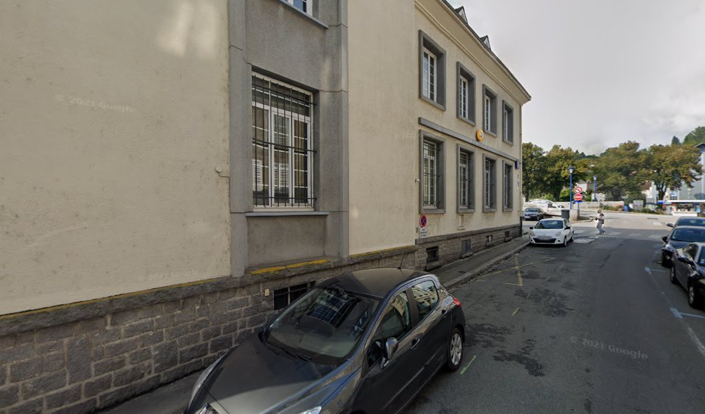 Retrouvez toutes les informations de contacts et horaires d&rsquo;ouverture pour La Poste AUBUSSON situé à Aubusson dans le département Creuse (23). Pour effectuer envoyer vos colis (colissimo, chronopost, suivi colis), une gestion bancaire (banque postal, French Bank), votre courrier (suivi [&hellip;]