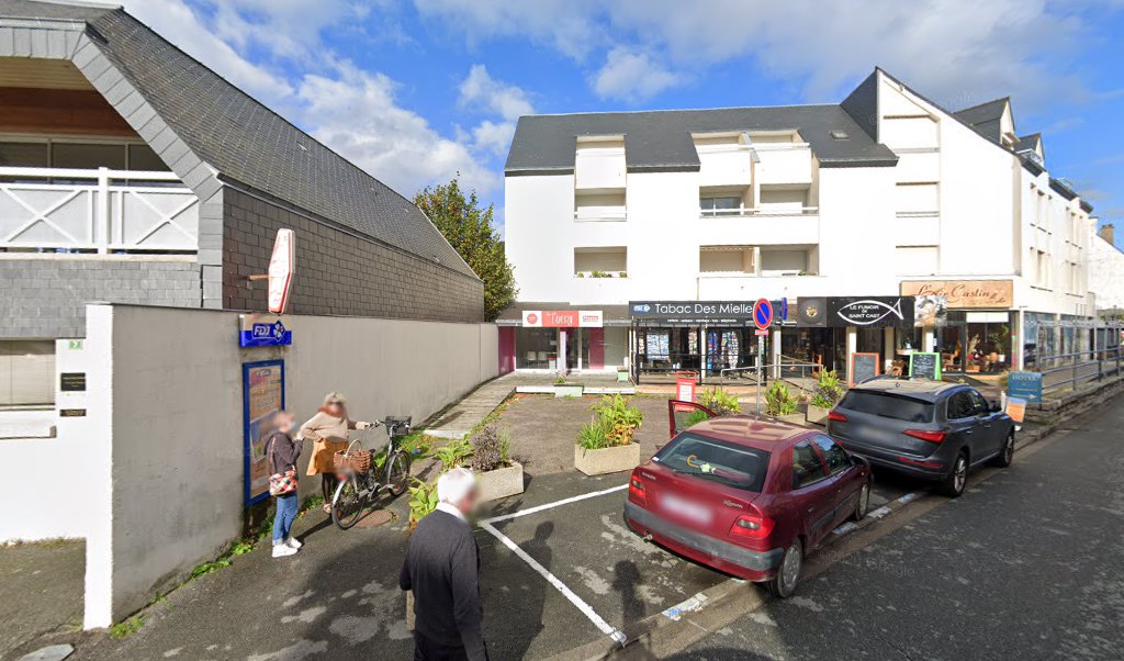Retrouvez toutes les informations de contacts et horaires d&rsquo;ouverture pour Relais Pickup TABAC DES MIELLES situé à St cast le guildo dans le département Côtes d&rsquo;Armor (22). Pour effectuer envoyer vos colis (colissimo, chronopost, suivi colis), une gestion bancaire (banque [&hellip;]