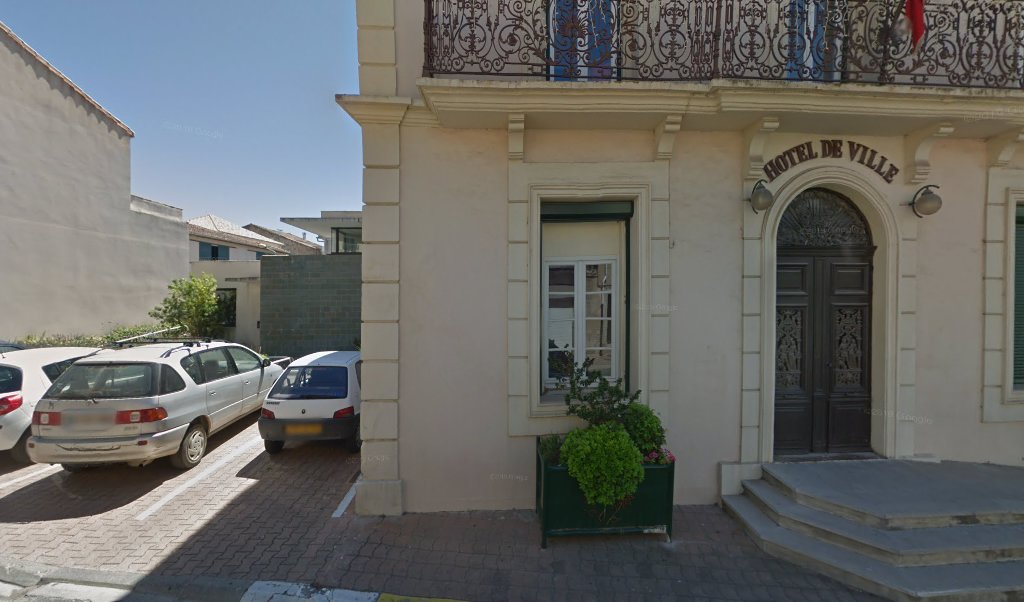 Retrouvez toutes les informations de contacts et horaires d&rsquo;ouverture pour La Poste Agence Communale BOUJAN SUR LIBRON Mairie situé à Boujan sur libron dans le département Hérault (34). Pour effectuer envoyer vos colis (colissimo, chronopost, suivi colis), une gestion bancaire [&hellip;]