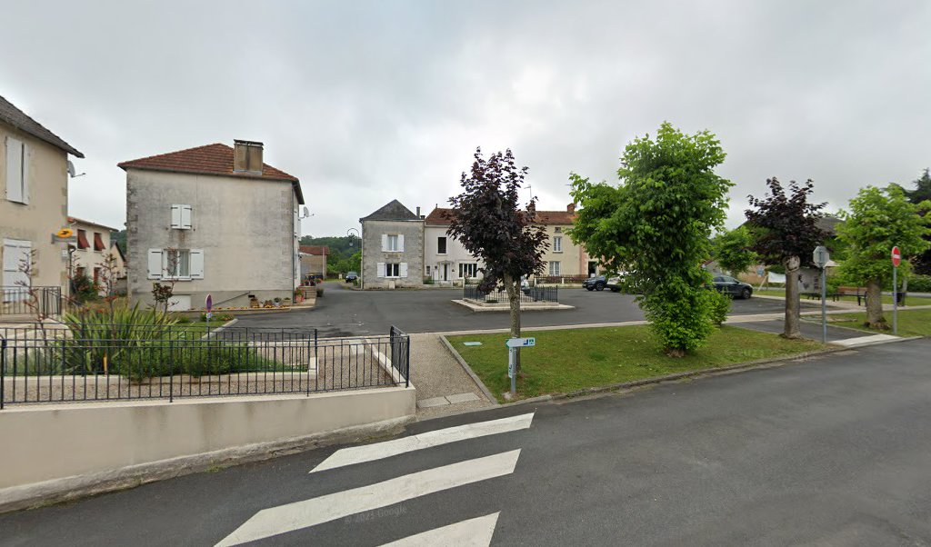 Retrouvez toutes les informations de contacts et horaires d&rsquo;ouverture pour La Poste Agence Communale MOUSSAC Mairie situé à Moussac dans le département Vienne (86). Pour effectuer envoyer vos colis (colissimo, chronopost, suivi colis), une gestion bancaire (banque postal, French Bank), [&hellip;]