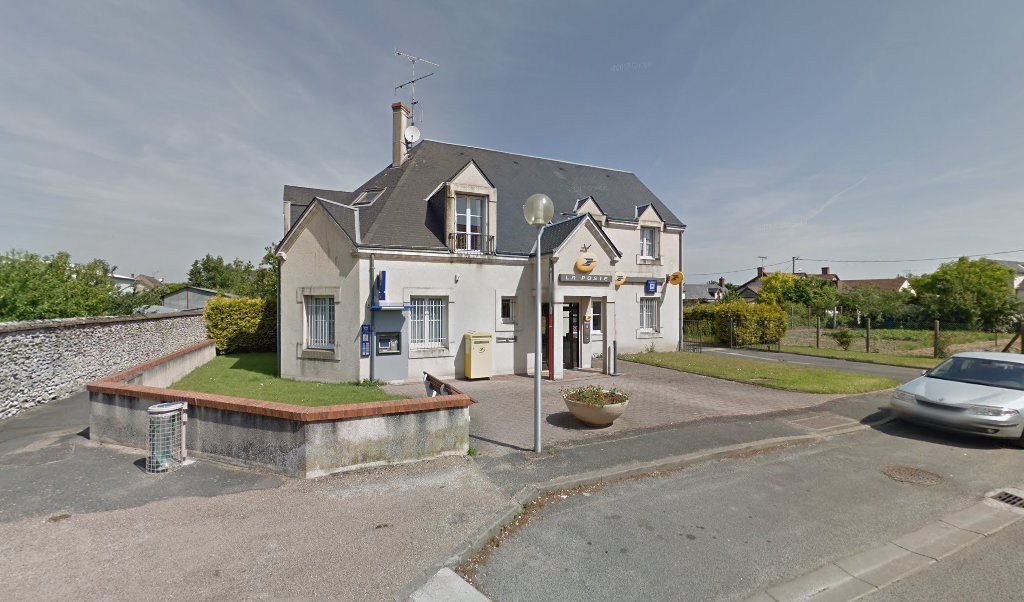 Retrouvez toutes les informations de contacts et horaires d&rsquo;ouverture pour La Poste SAINT LAURENT DES EAUX situé à St laurent nouan dans le département Loir-et-Cher (41). Pour effectuer envoyer vos colis (colissimo, chronopost, suivi colis), une gestion bancaire (banque postal, [&hellip;]
